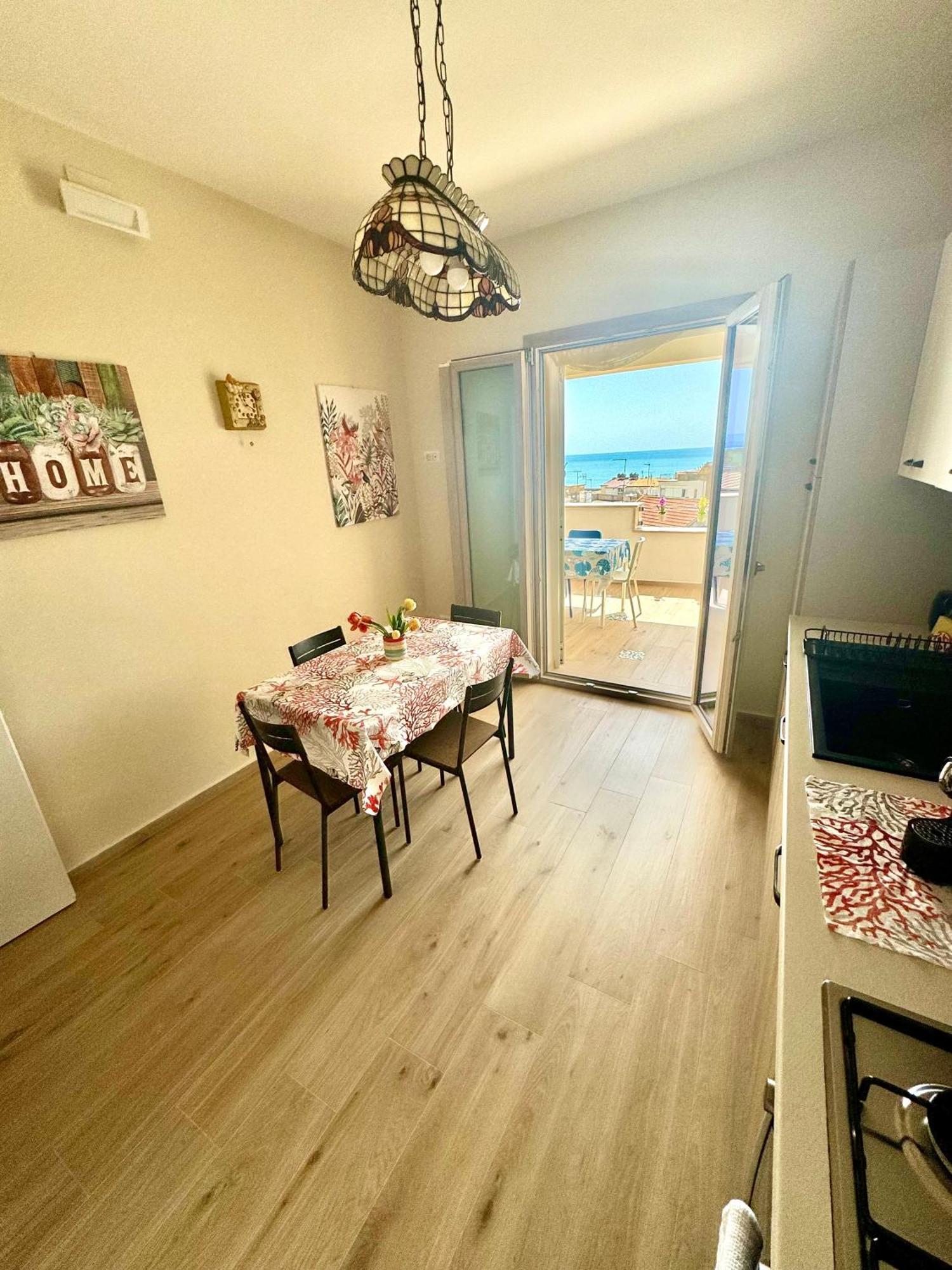 Villa Maresa Home ريالمونتي الغرفة الصورة